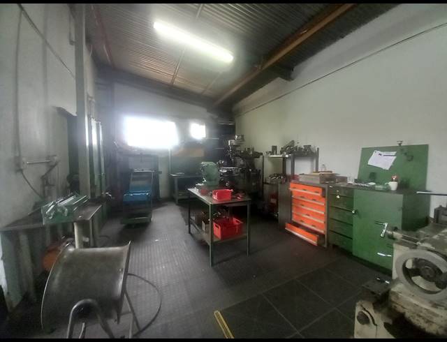 991M² BUSINESS FOR SALE IN BRAKPAN CENTRAL